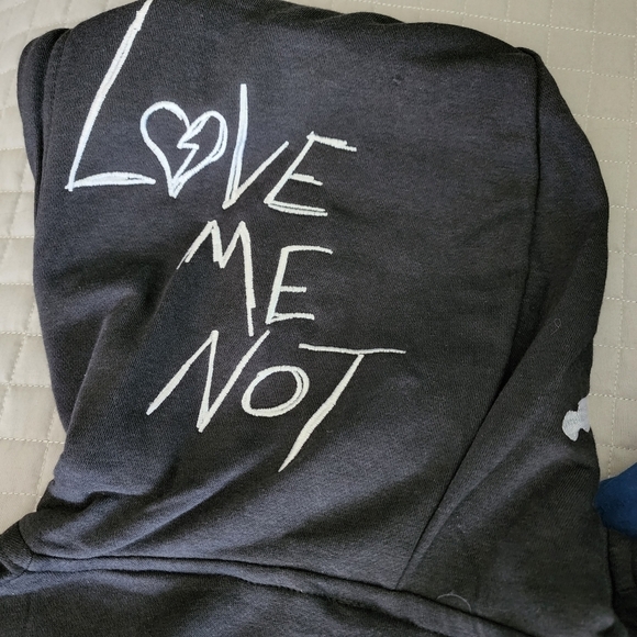 REYZERATI STREET DESIGN HOODED SWEATSHIRT - Picture 7 of 16